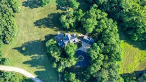 Vistas en drones de la Mansión Pella, Iowa, por Robert Roos