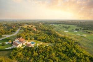 Servicios de Drones de San Antonio: Lujo Golf Estate Aéreo
