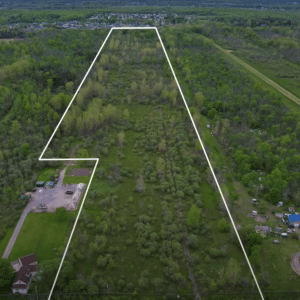 Captura de lotes baldíos (dentro de las 25 millas) en Kansas por Drone On Demand