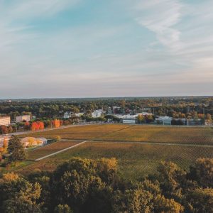 Videografía con drones mostrando impresionantes paisajes de Wisconsin por Flying Dog Images.