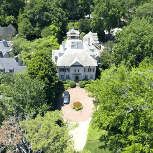 Fotografía residencial en Virginia por Beales Aerial Solutions