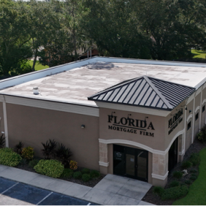 Impresionantes vistas aéreas de Florida capturadas por Soarin Drone Services, que muestran paisajes vibrantes.