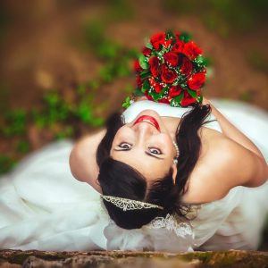 Paquete panorámico de fotografía aérea y videografía para bodas al aire libre en Peoria, Arizona.