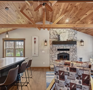 Imágenes de drones de casas de vacaciones en Wisconsin por Dynamic Imagery por Travis